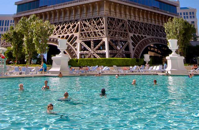 Pool à Paris Las Vegas Pool - Paris Las Vegas