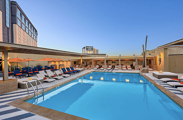 Westin Las Vegas Pool, Cabanas & Daybeds, Hours & Info